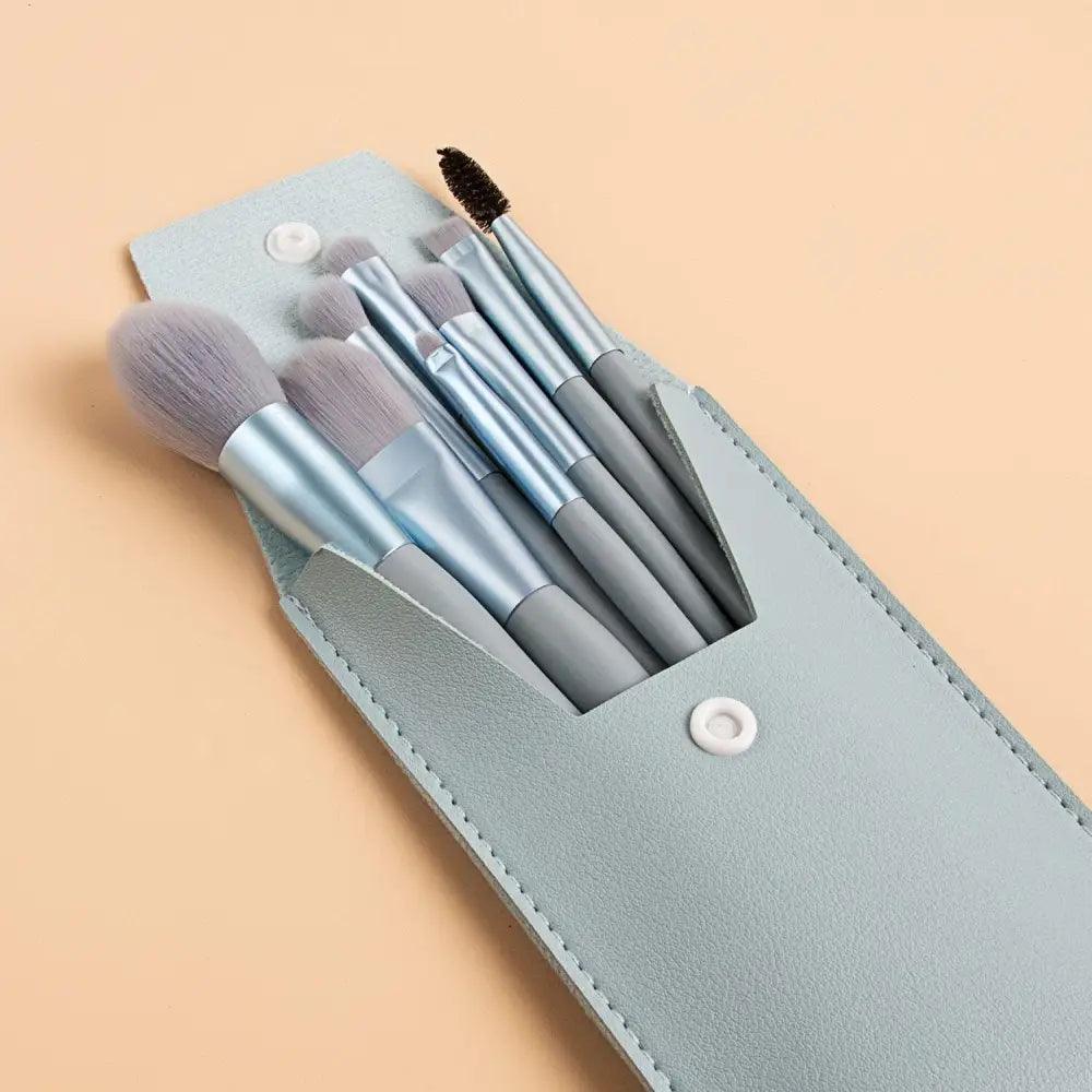 8Pcs Mini Travel Portable Soft Makeup Brushes Set